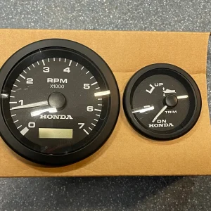 SHOP honda 80 hp long shaft bf80 lrtu (including remote control, gauges and propeller)
