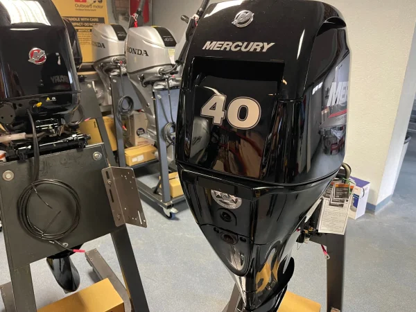 mercury 40 hp long shaft f40 efi elpt (including remote control, gauges and propeller)