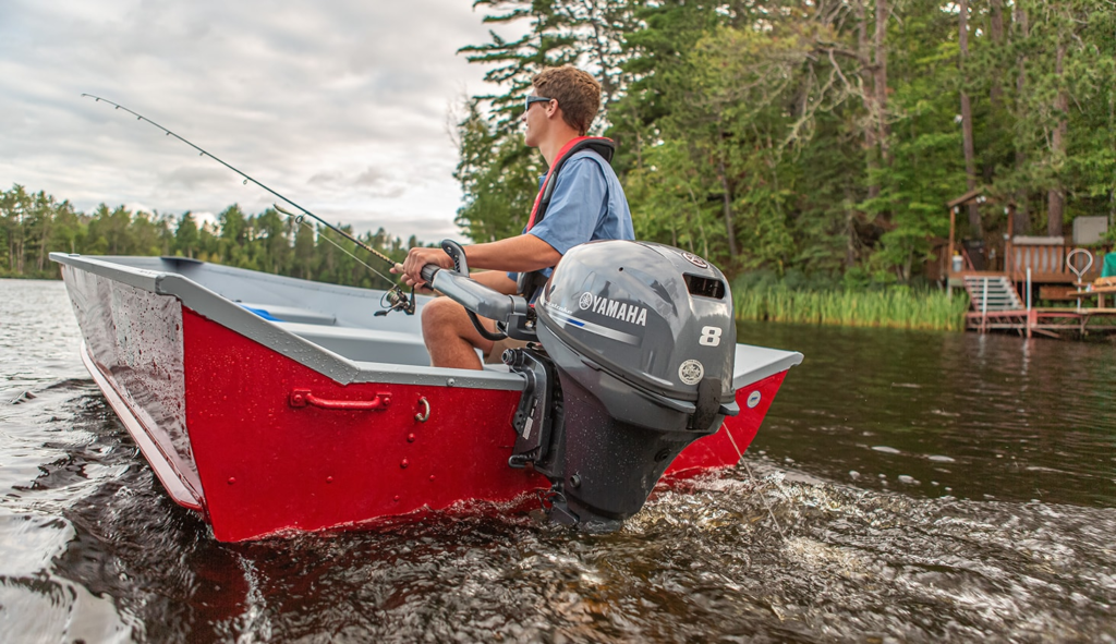 Outboard motor for fishing boat